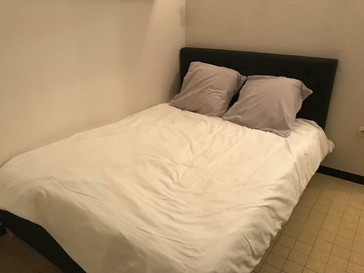 Studio 2 Pers En Vieille Ville Parking Gratuit - By La Source D'Orfee Μπουλόν-Σιρ-Μερ Εξωτερικό φωτογραφία