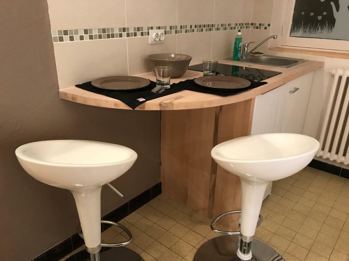 Studio 2 Pers En Vieille Ville Parking Gratuit - By La Source D'Orfee Μπουλόν-Σιρ-Μερ Εξωτερικό φωτογραφία